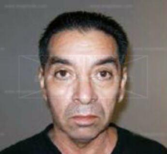 Julius Flores Mora