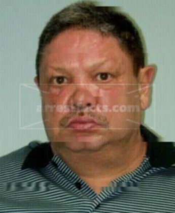 Alejandro R Martinez