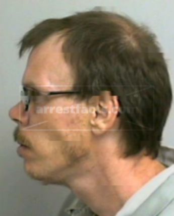 Robert L Weatherly