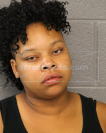 Kenisha M Bean