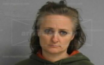 Lori Renee Mccullough