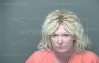 Stephanie Lee Farris