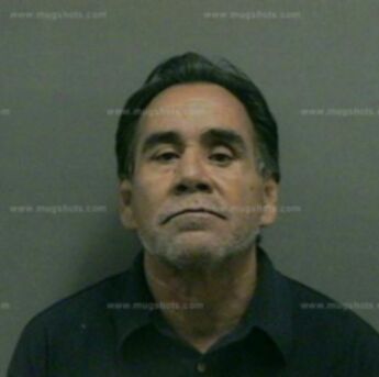 Gilbert Molina Pena