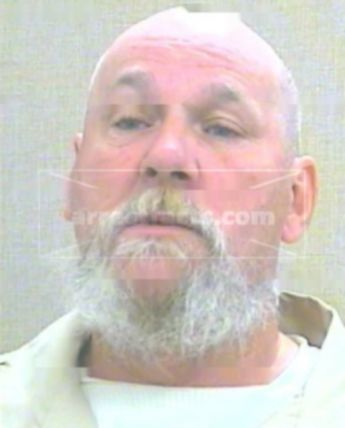 Robert W Caggiano