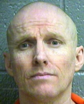Lonnie R Correl