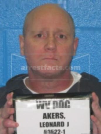 Leonard Akers