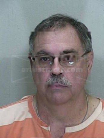 Lester Ricky Stinnett