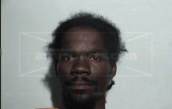 Markeith L Milton