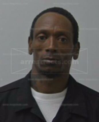 Dwight Undray Gardner