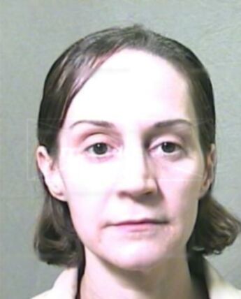 Laura A Degraw