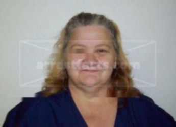 Lisa L Lewis