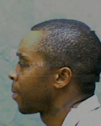 Reggie R Faye