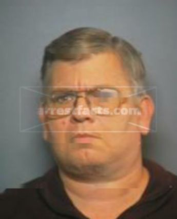 Kenneth Dorell Davey