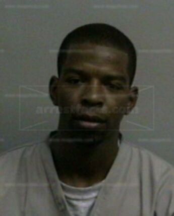 Tyrae L Stephens
