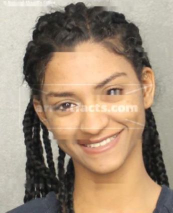 Carina Altagracia Colon