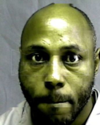Darryl R Bradley