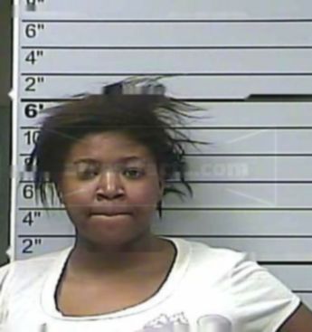Candice M Cummings