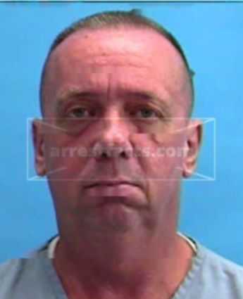 Timothy W Thomas