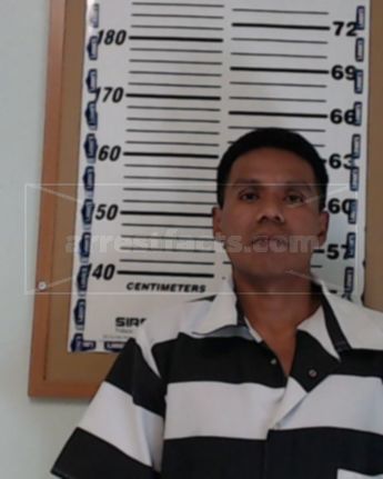 Roberto Medina