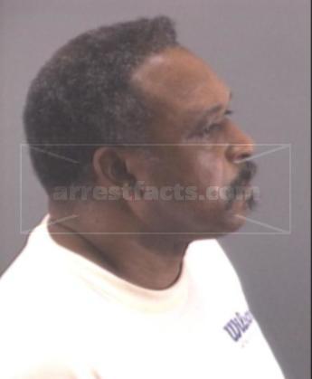 Lindell Hicks