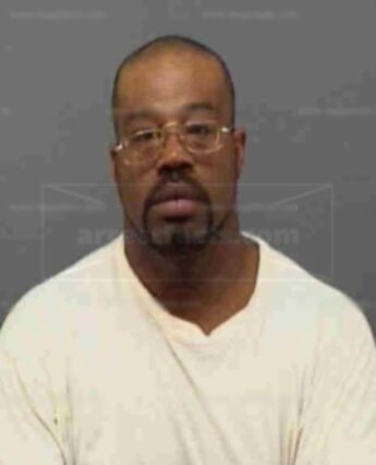 Isaiah L Sims