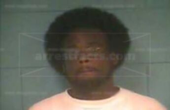 Leshawn R Summers