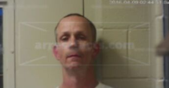 Raymond L Mcclanahan