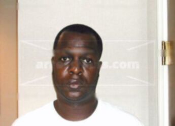 Derrick Darnell Holmes Mr.