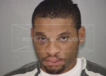 Marcus L Hughes