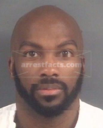 Desmund Louis Moore