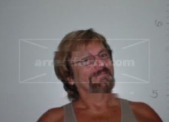 Robert D Rippy