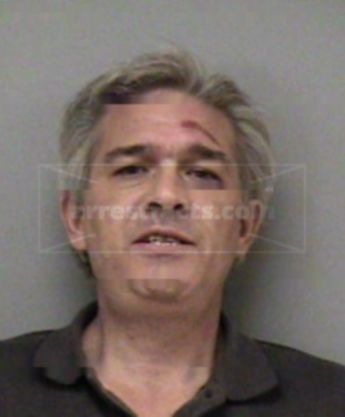 Kenneth Lomascola
