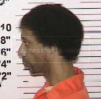 Tyrone D Willis