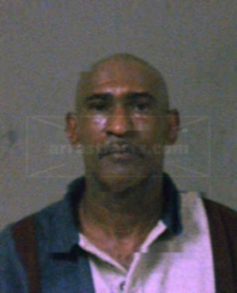 Larry Wiggins