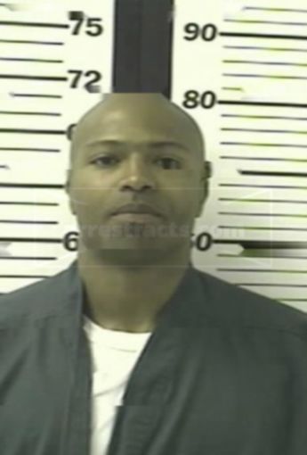 Damon L Davis