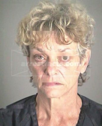 Linda Clements