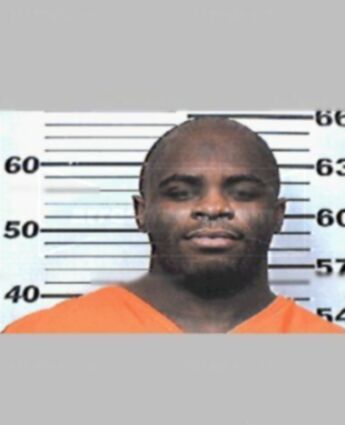 Tyrone Holmes