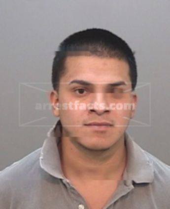 Ronnie Flores