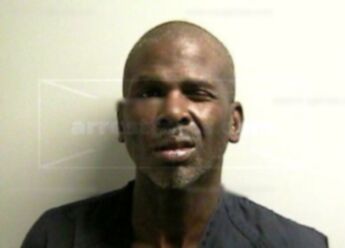 Johnathan R Lay