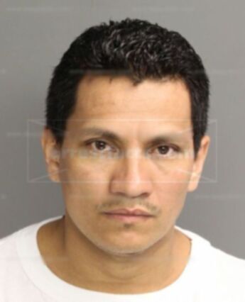 Hugo Areualo Linares