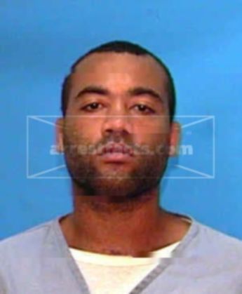 Lamar R Newman