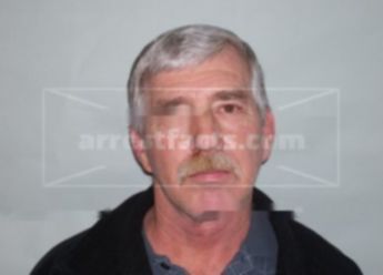 Jeffrey L Dean