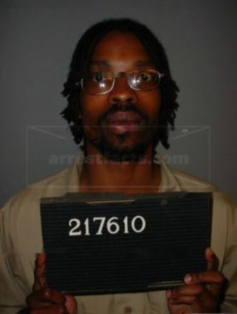 Darri J Davis