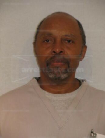 Aaron H Langston