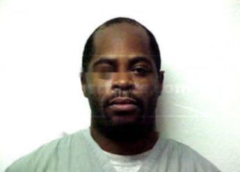 Tyrone Holmes