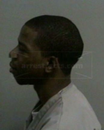 Tyrae L Stephens