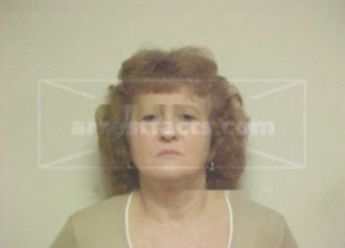 Joanne E Woods