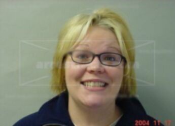 Erin J Gravelle