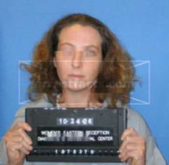Amy L Hiatte