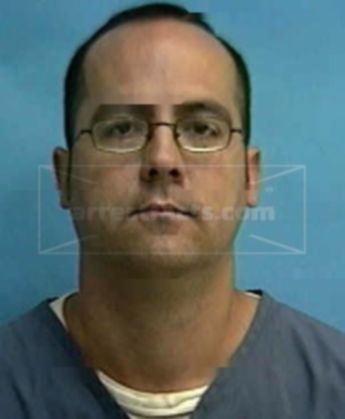 Scott D Canavello